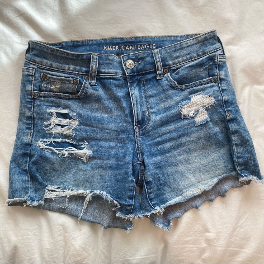 american eagle midi shorts !!